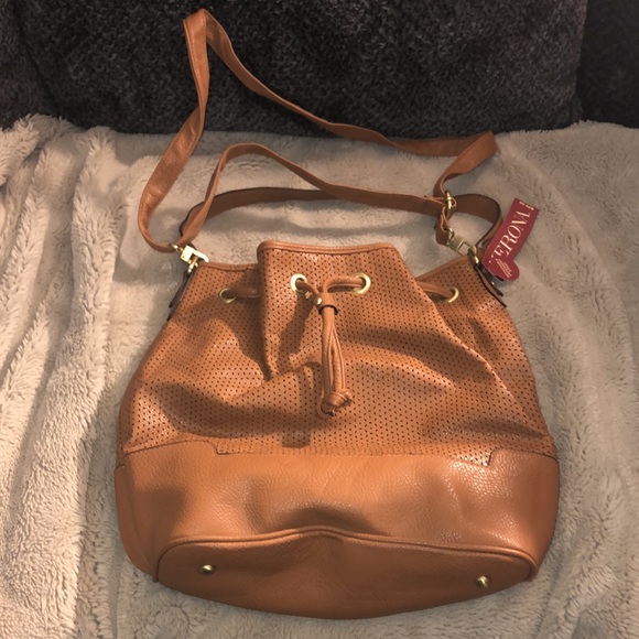 Merona Handbags - NWT Merona Bucket Bag